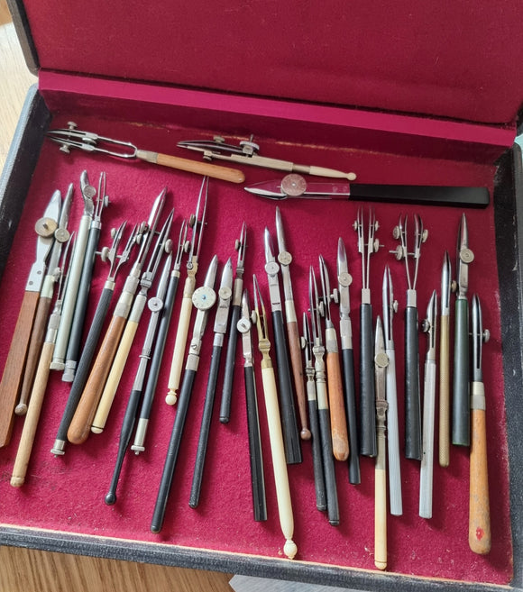 Vintage Reissfedern