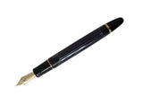 Pilot CUSTOM 823 Kolbenfüller