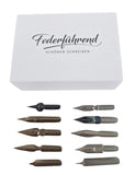 10 antike Schreibfedern in Box - Vintage